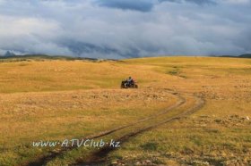 ������ - ���������. Polaris VS Can-Am. 1600 ��.