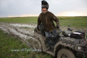 ������ - ���������. Polaris VS Can-Am. 1600 ��.